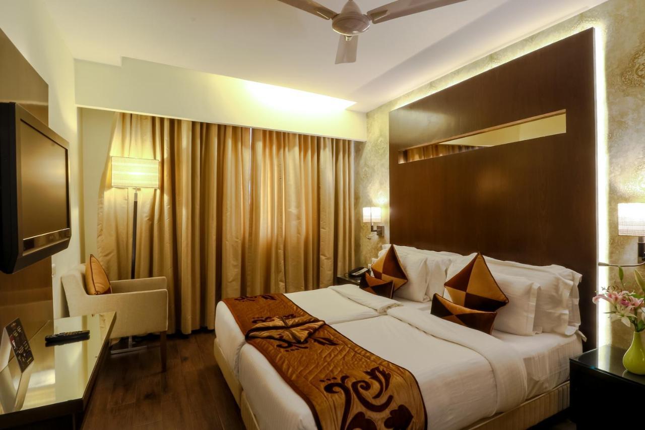 Hotel Salida Del Sol Panaji Exterior foto
