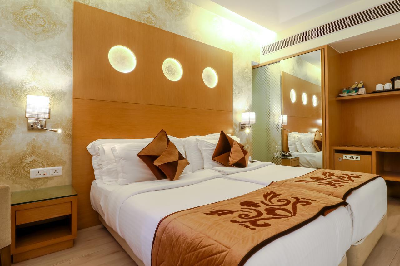 Hotel Salida Del Sol Panaji Exterior foto